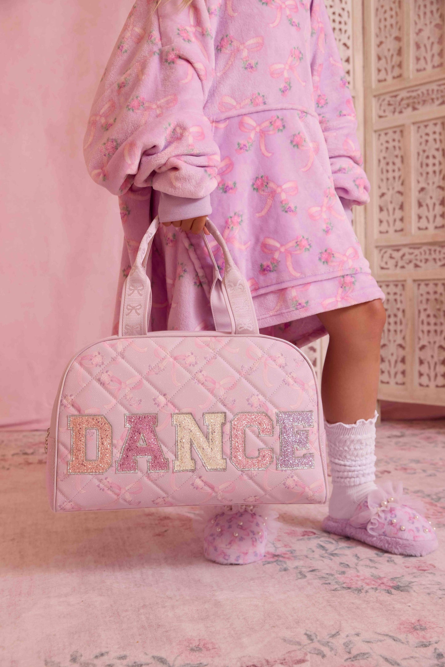 'DANCE' Quilted Floral Bow Print Medium Duffle Bag